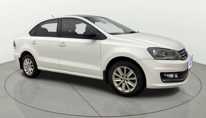 2016 Volkswagen Vento HIGHLINE 1.6 MPI, Petrol, Manual, 46,674 km, Right Front Diagonal