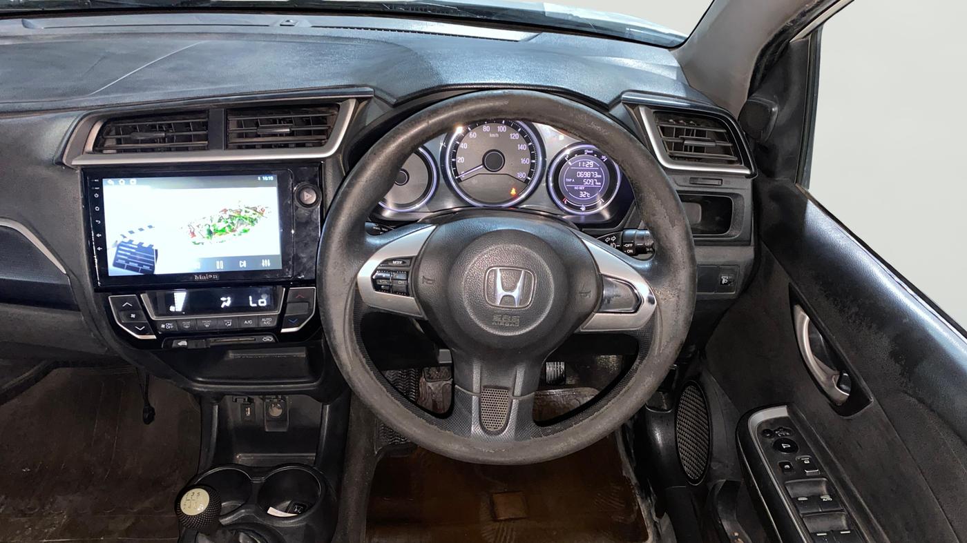 2017 Honda BR-V 1.5L I-VTEC V, Petrol, Manual, 69,885 km, Steering Wheel Close Up