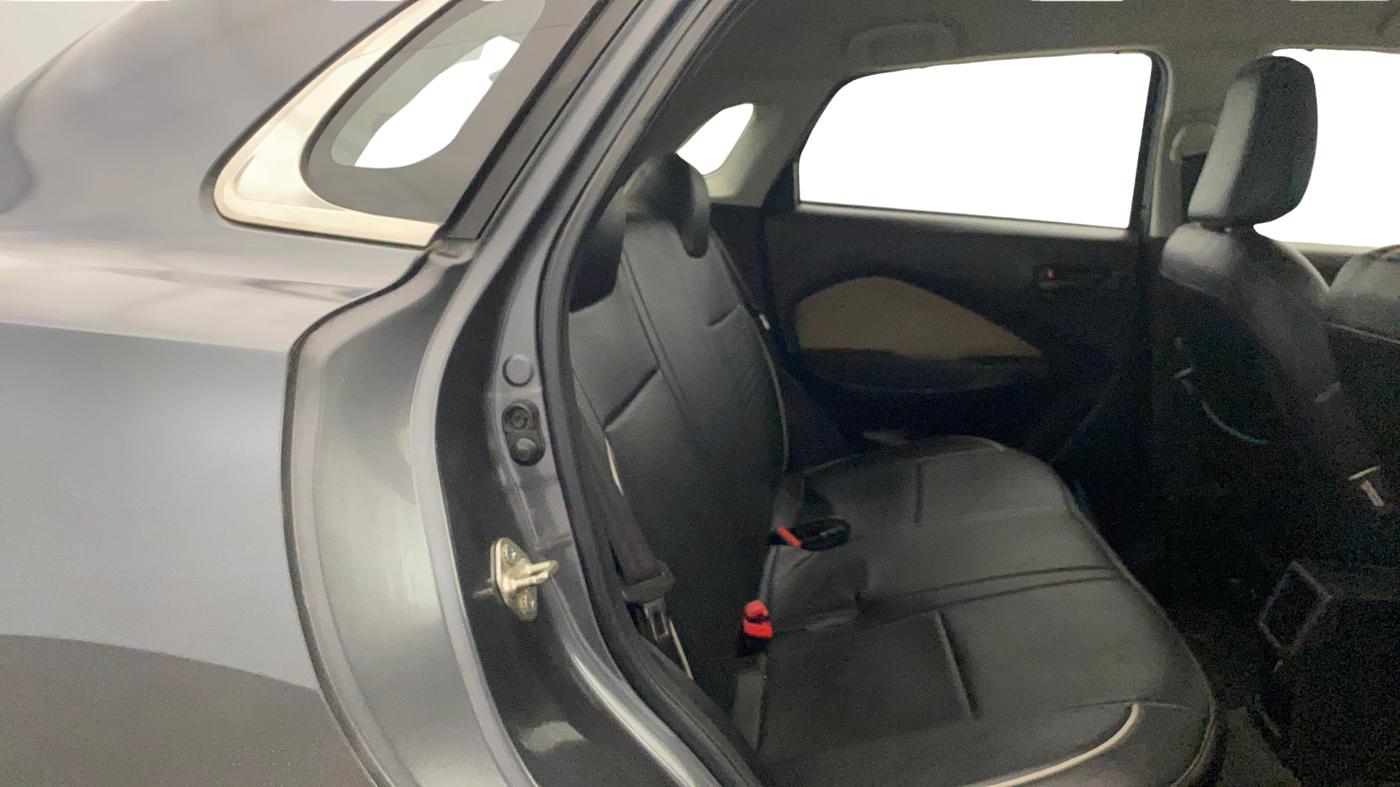 2022 Toyota Glanza E, Petrol, Manual, 71,208 km, Right Side Rear Door Cabin