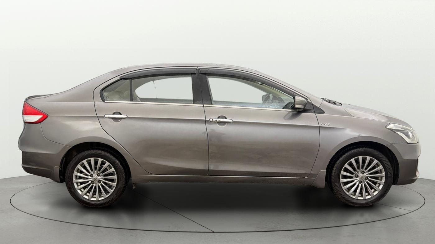 2015 Maruti Ciaz ZXI+, Petrol, Manual, 49,798 km, Right Side View