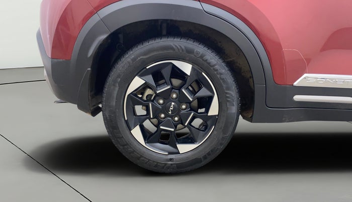 2024 KIA SONET HTX PLUS 1.5 DIESEL IMT, Diesel, Manual, 30,735 km, Right Rear Wheel