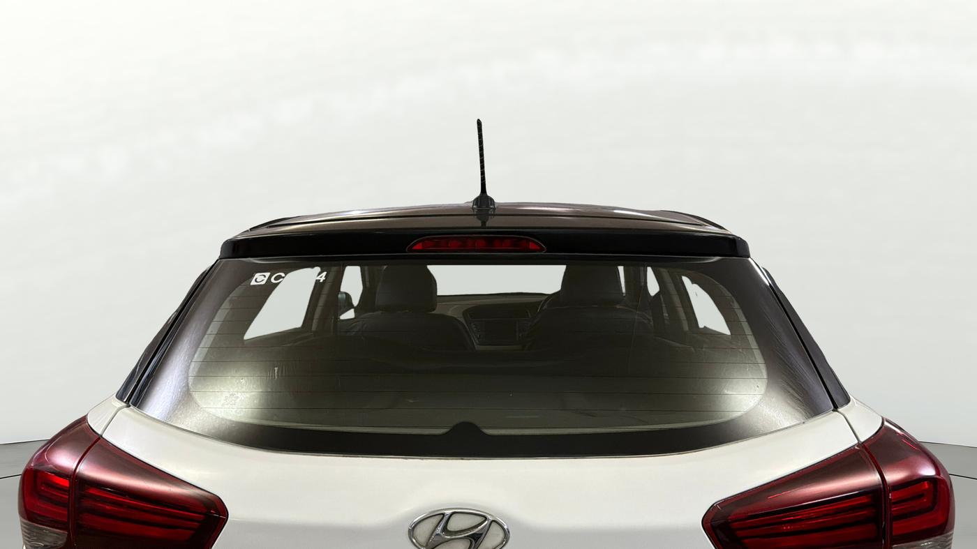 2019 Hyundai Elite i20 SPORTZ PLUS 1.2, Petrol, Manual, 49,674 km, Rear Windshield
