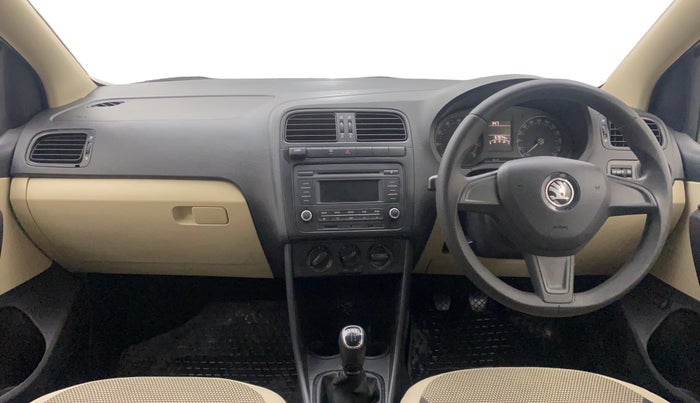 2017 Skoda Rapid 1.6 MPI ACTIVE, Petrol, Manual, 67,939 km, Dashboard