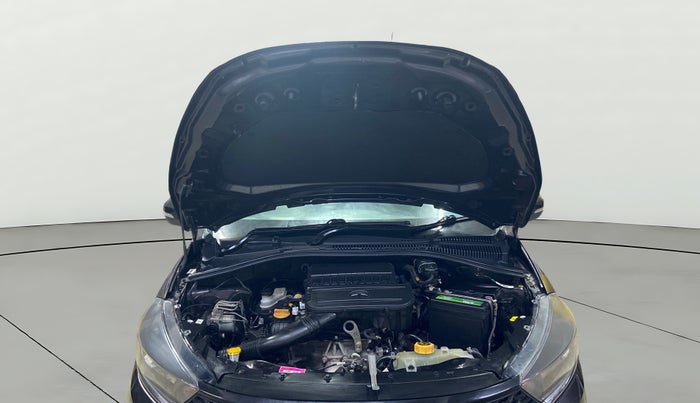 2023 Tata Tiago XT CNG, CNG, Manual, 52,481 km, Open Bonet