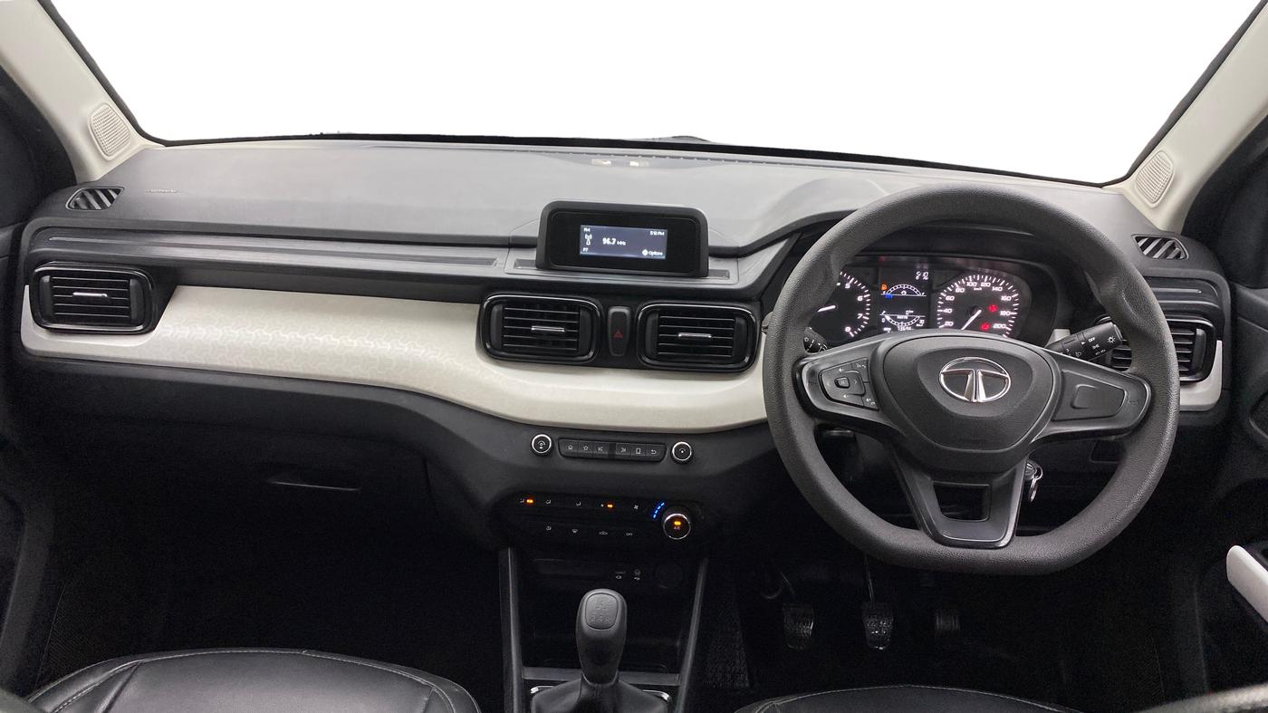 2022 Tata PUNCH PURE MT, Petrol, Manual, 73,696 km, Dashboard