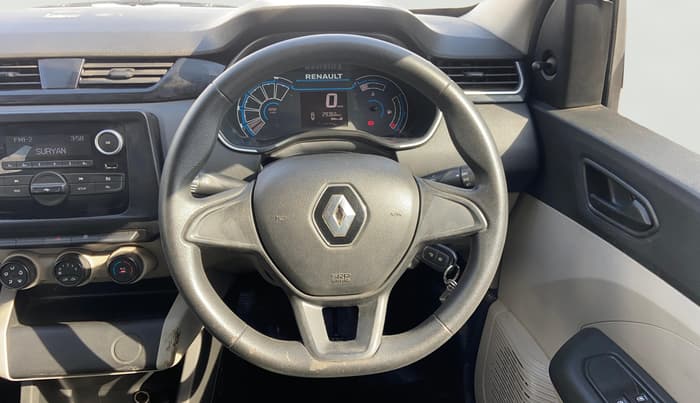 2020 Renault TRIBER RXL MT, Petrol, Manual, 29,344 km, Steering Wheel Close Up