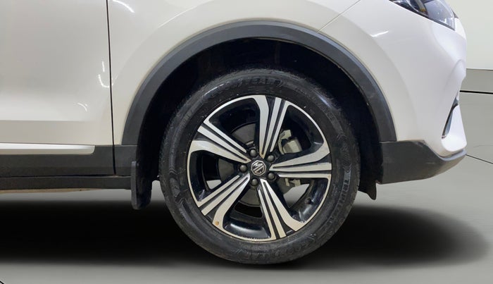 2024 MG ASTOR Sharp Pro 1.5 CVT (Ivory), Petrol, Automatic, 12,087 km, Right Front Wheel