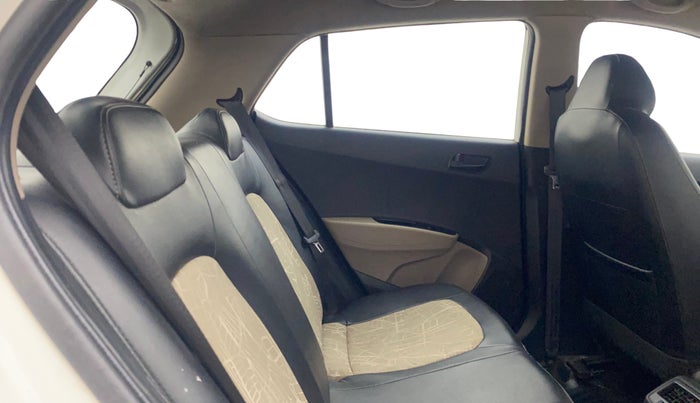 2020 Hyundai Grand i10 MAGNA 1.2 KAPPA VTVT, Petrol, Manual, 51,347 km, Right Side Rear Door Cabin