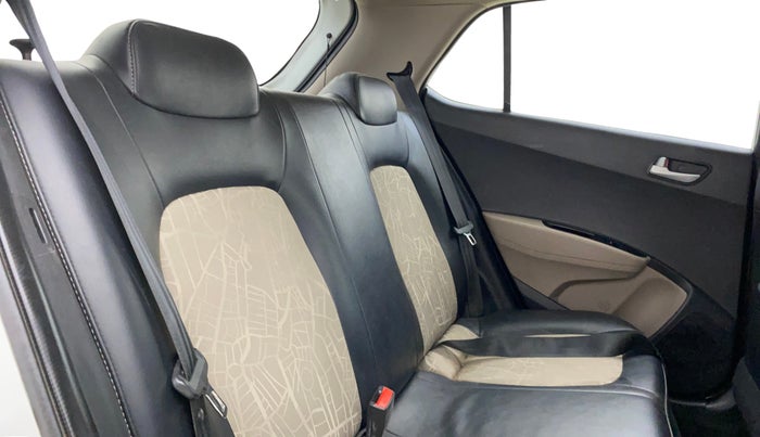 2017 Hyundai Grand i10 SPORTZ 1.2 KAPPA VTVT, Petrol, Manual, 63,498 km, Right Side Rear Door Cabin