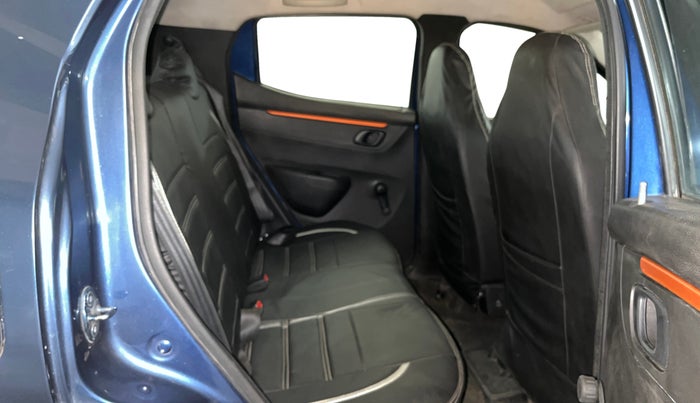 2018 Renault Kwid CLIMBER 1.0, Petrol, Manual, 51,509 km, Right Side Rear Door Cabin