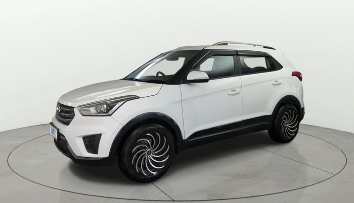 2016 Hyundai Creta E PLUS 1.6 PETROL, CNG, Manual, 1,25,577 km, Left Front Diagonal