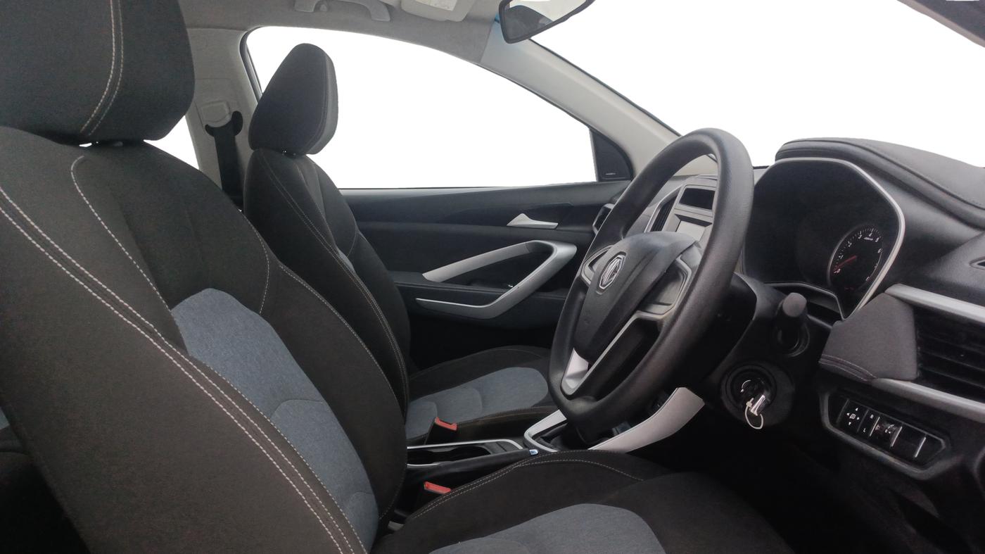 2019 MG HECTOR STYLE 2.0 DIESEL, Diesel, Manual, 66,136 km, Right Side Front Door Cabin