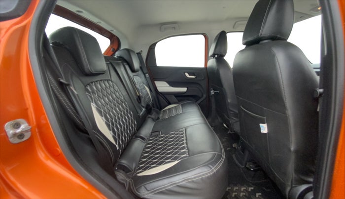 2022 Tata PUNCH CREATIVE  MT, Petrol, Manual, 43,003 km, Right Side Rear Door Cabin