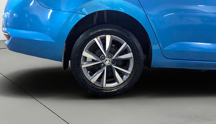 2022 Skoda SLAVIA STYLE 1.5L TSI DSG, Petrol, Automatic, 22,933 km, Right Rear Wheel