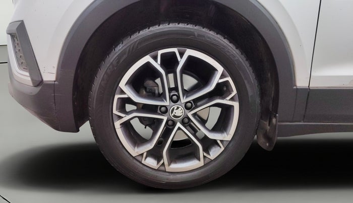 2022 Skoda KUSHAQ STYLE 1.0L TSI AT (6 AIRBAGS), Petrol, Automatic, 47,751 km, Left Front Wheel