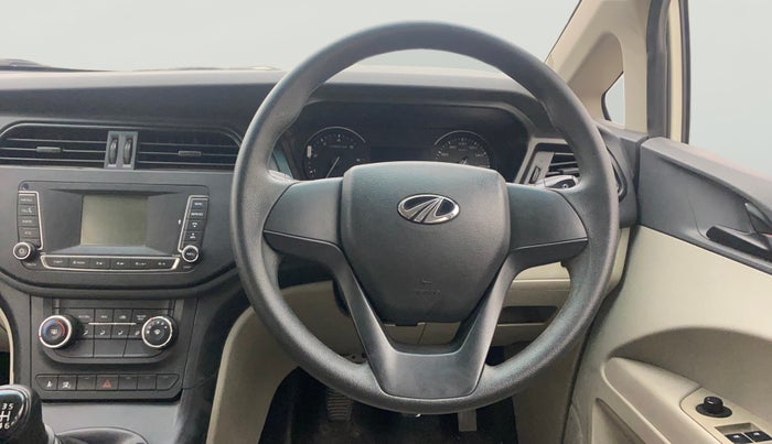 2019 Mahindra MARAZZO M4 8 STR, Diesel, Manual, 29,960 km, Steering Wheel Close Up
