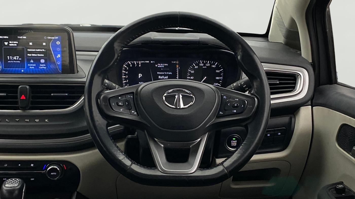 2022 Tata ALTROZ XZA PLUS, Petrol, Automatic, 95,422 km, Steering Wheel Close Up