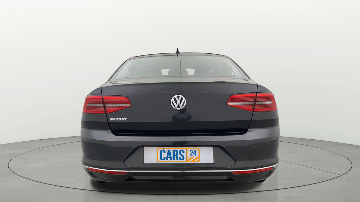 2018 Volkswagen Passat HIGHLINE DSG, Diesel, Automatic, 1,08,680 km, Back/Rear