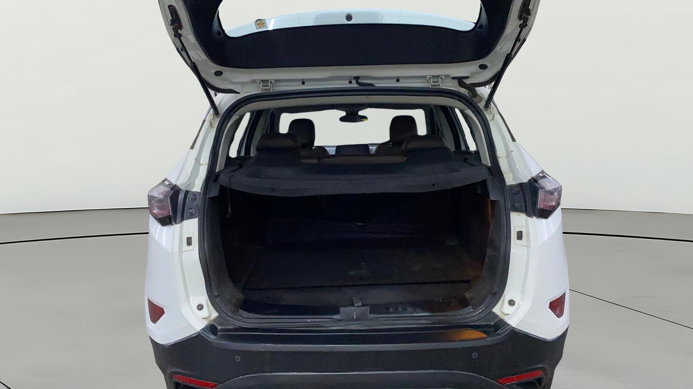 2022 Tata Harrier XZ SUNROOF 2.0L, Diesel, Manual, 46,528 km, Boot Open Zoomed View