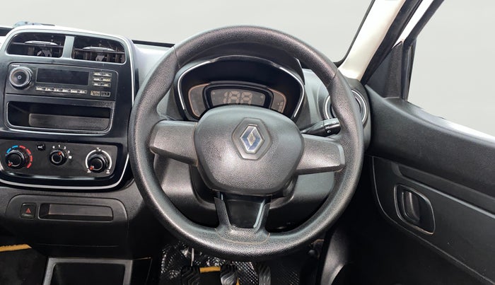2017 Renault Kwid RXL 1.0, Petrol, Manual, 1,17,575 km, Steering Wheel Close Up