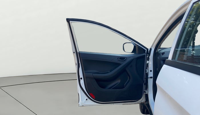 2024 Tata NEXON Smart Plus 1.2 Revotron 6 AMT, Petrol, Automatic, 14,400 km, LHS Front Door