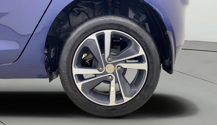 2022 Tata ALTROZ XZ PLUS PETROL, Petrol, Manual, 12,491 km, Left Rear Wheel