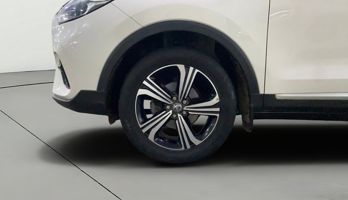 2022 MG ASTOR SHARP EX 1.5 MT, Petrol, Manual, 25,227 km, Left Front Wheel