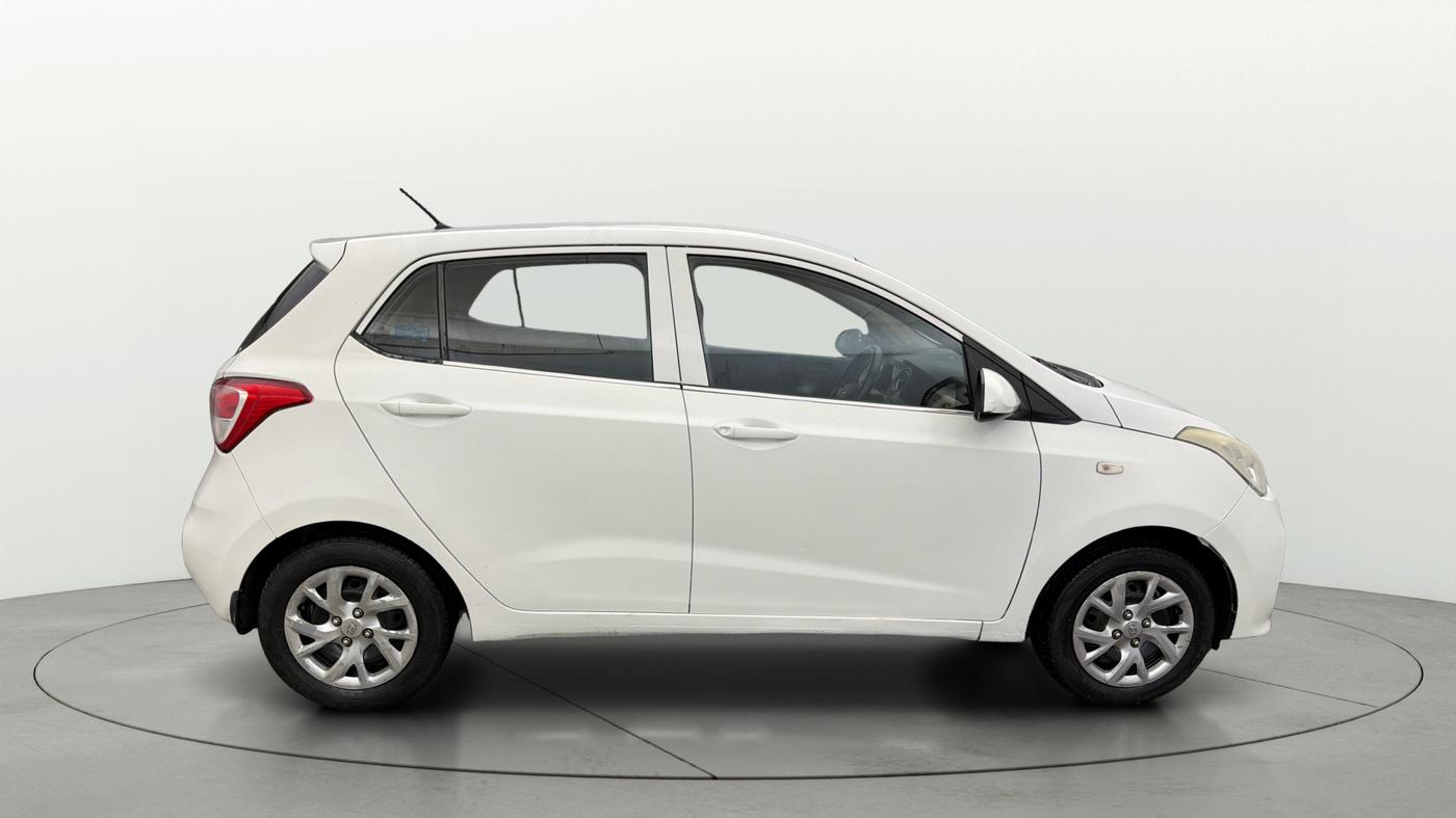2017 Hyundai Grand i10 ASTA 1.2 KAPPA VTVT, Petrol, Manual, 96,012 km, Right Side View