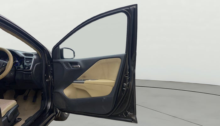 2015 Honda City 1.5L I-VTEC V MT, Petrol, Manual, 1,42,553 km, RHS Front Door