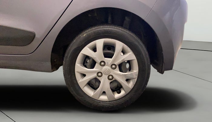 2016 Hyundai Grand i10 SPORTZ 1.2 KAPPA VTVT, Petrol, Manual, 30,747 km, Left Rear Wheel