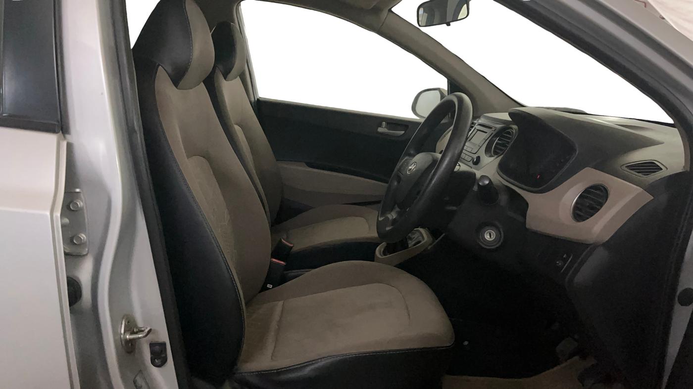 2014 Hyundai Xcent S 1.2, Petrol, Manual, 65,996 km, Right Side Front Door Cabin