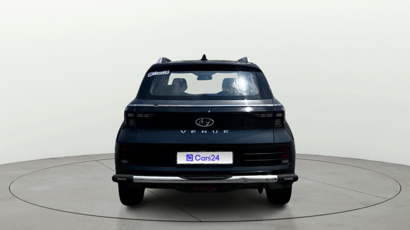 2022 Hyundai VENUE S(O) 1.2, Petrol, Manual, 1,31,745 km, Back/Rear