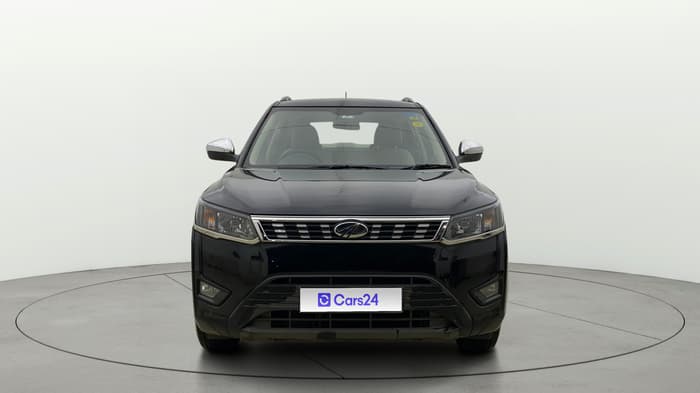 2022 Mahindra XUV300 W6 1.2 PETROL, Petrol, Manual, 19,603 km, Front