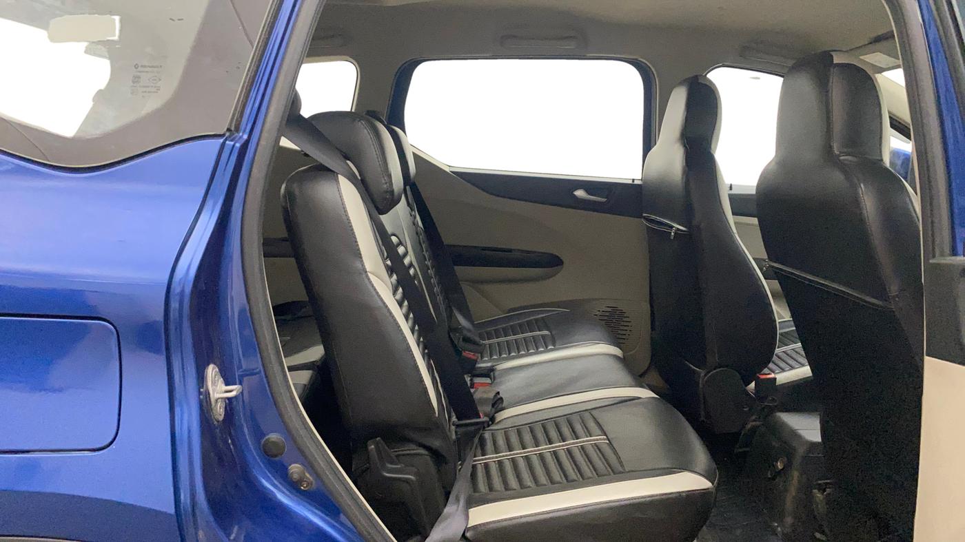 2019 Renault TRIBER RXZ, Petrol, Manual, 51,651 km, Right Side Rear Door Cabin
