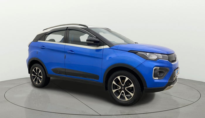 2020 Tata NEXON XZA PLUS (O) PETROL DUAL TONE, Petrol, Automatic, 55,936 km, Right Front Diagonal
