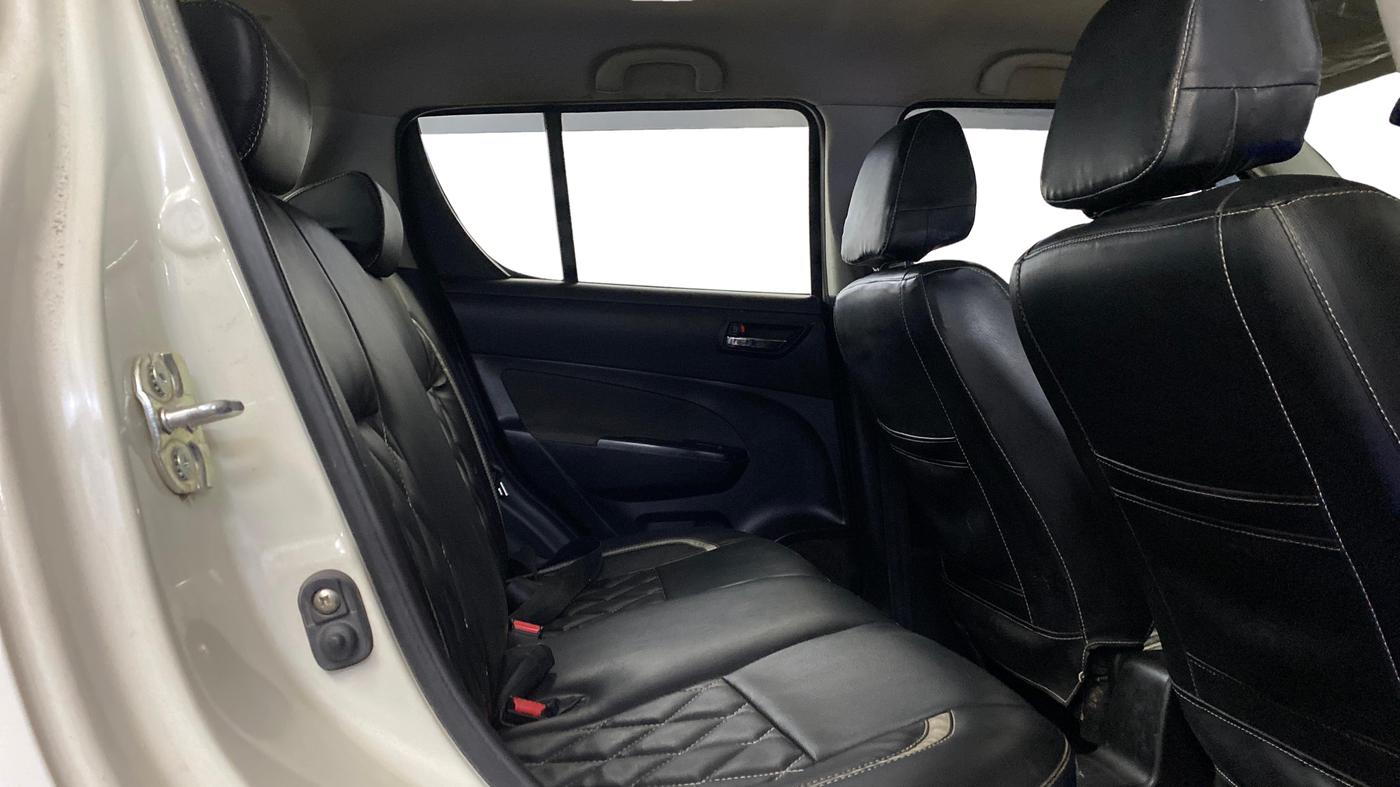 2014 Maruti Swift VXI, Petrol, Manual, 33,948 km, Right Side Rear Door Cabin