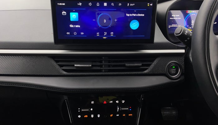 2023 Tata NEXON FEARLESS + SUNROOF DCA DUAL TONE 1.2 PETROL, Petrol, Automatic, 27,496 km, Air Conditioner