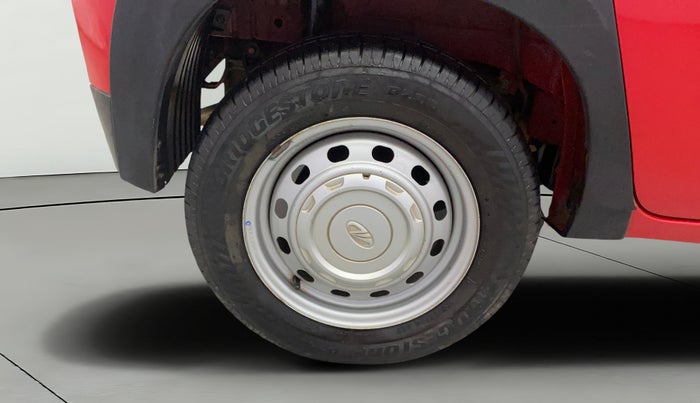 2018 Mahindra KUV 100 NXT K2 P 6 STR, Petrol, Manual, 29,089 km, Right Rear Wheel