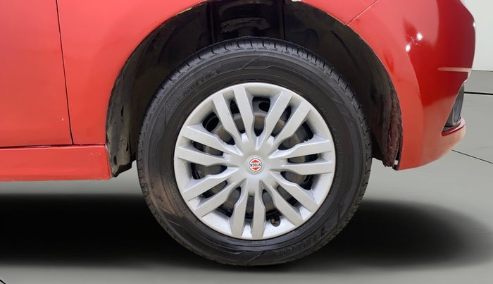 2018 Tata Tiago XTA PETROL, CNG, Automatic, 75,818 km, Right Front Wheel