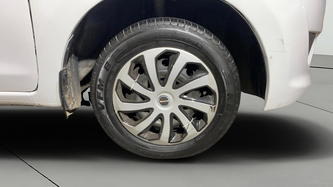 2018 Datsun Go T, Petrol, Manual, 30,428 km, Right Front Wheel
