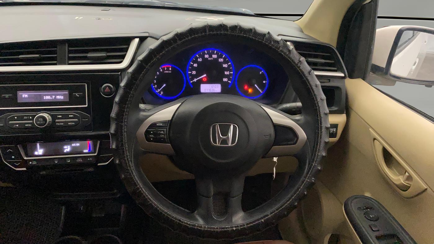 2016 Honda Amaze 1.2L I-VTEC S, Petrol, Manual, 77,617 km, Steering Wheel Close Up