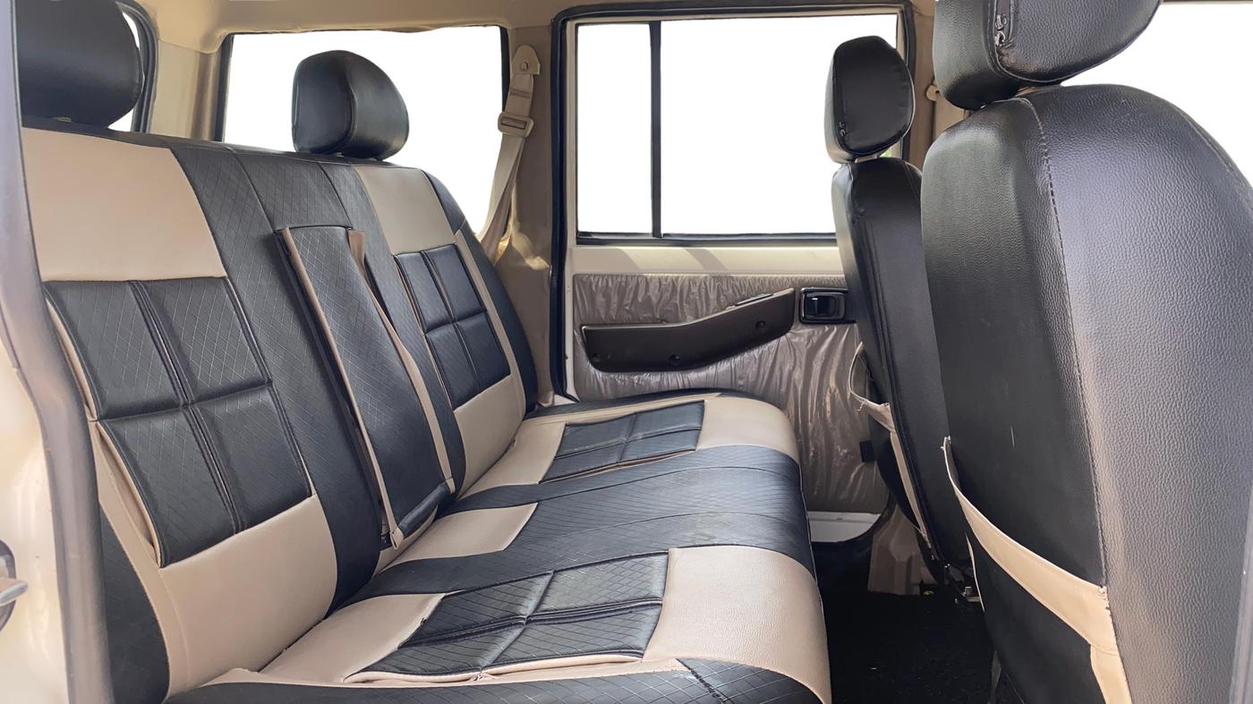 2023 Mahindra Bolero B6, Diesel, Manual, 35,428 km, Right Side Rear Door Cabin