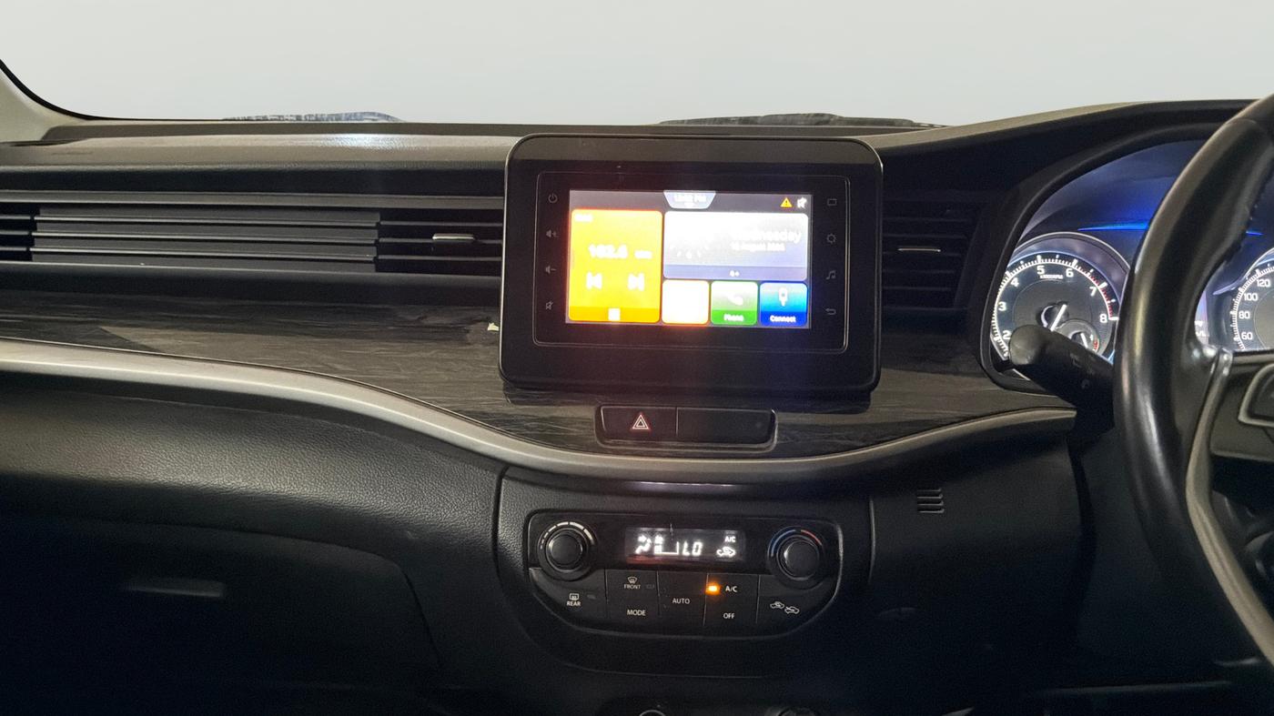 2019 Maruti XL6 ALPHA AT, Petrol, Automatic, 1,25,848 km, Air Conditioner
