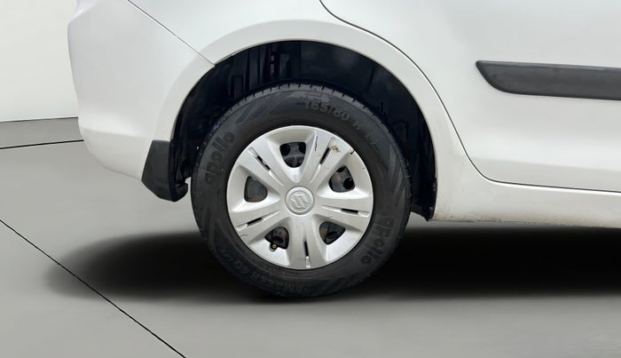 2015 Maruti Swift Dzire VXI, Petrol, Manual, 97,553 km, Right Rear Wheel