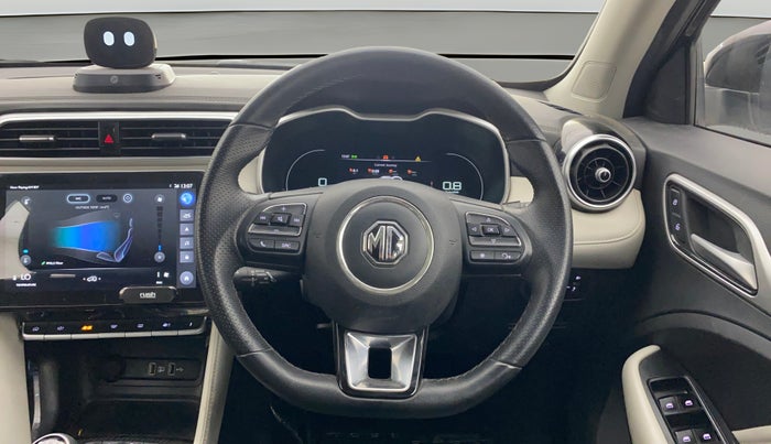 2023 MG ASTOR SHARP 1.5 MT, Petrol, Manual, 22,394 km, Steering Wheel Close Up