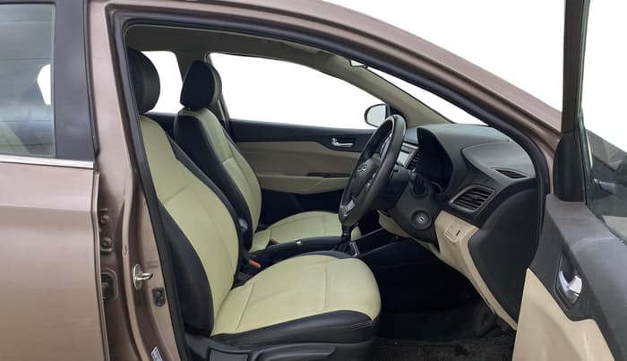 2018 Hyundai Verna 1.6 EX VTVT AT, Petrol, Automatic, 59,783 km, Right Side Front Door Cabin
