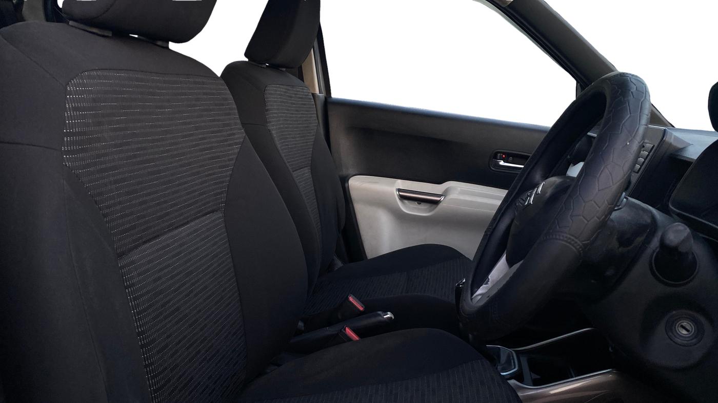 2017 Maruti IGNIS DELTA 1.2, Petrol, Manual, 1,15,909 km, Right Side Front Door Cabin