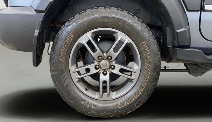 2023 Mahindra Thar LX PETROL HT 4WD AT, Petrol, Automatic, 33,973 km, Right Rear Wheel