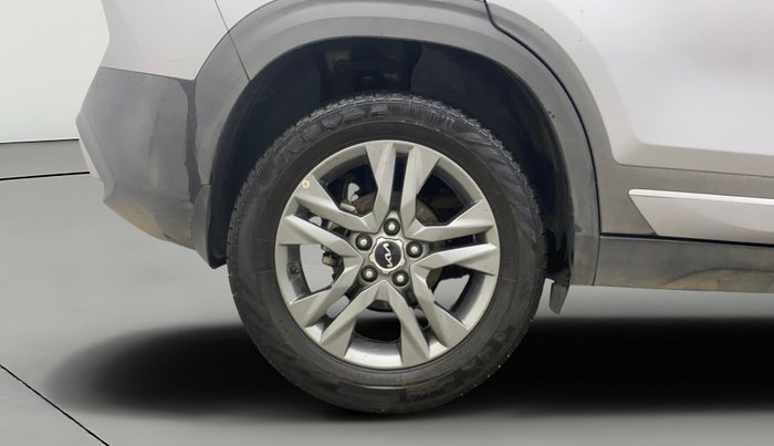 2022 KIA SELTOS HTX IVT 1.5 PETROL, Petrol, Automatic, 31,509 km, Right Rear Wheel