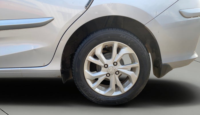 2018 Honda Amaze 1.2L I-VTEC VX, Petrol, Manual, 25,503 km, Left Rear Wheel